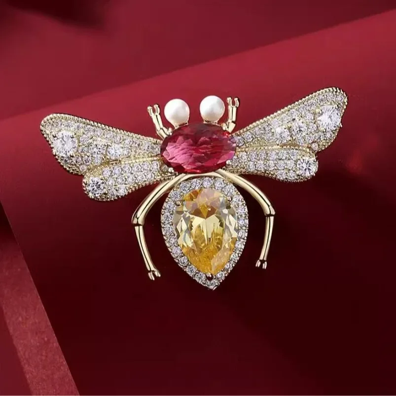 Men'S Accessories Trends 2025 - 1 Pezzo Spilla Vintage a Forma