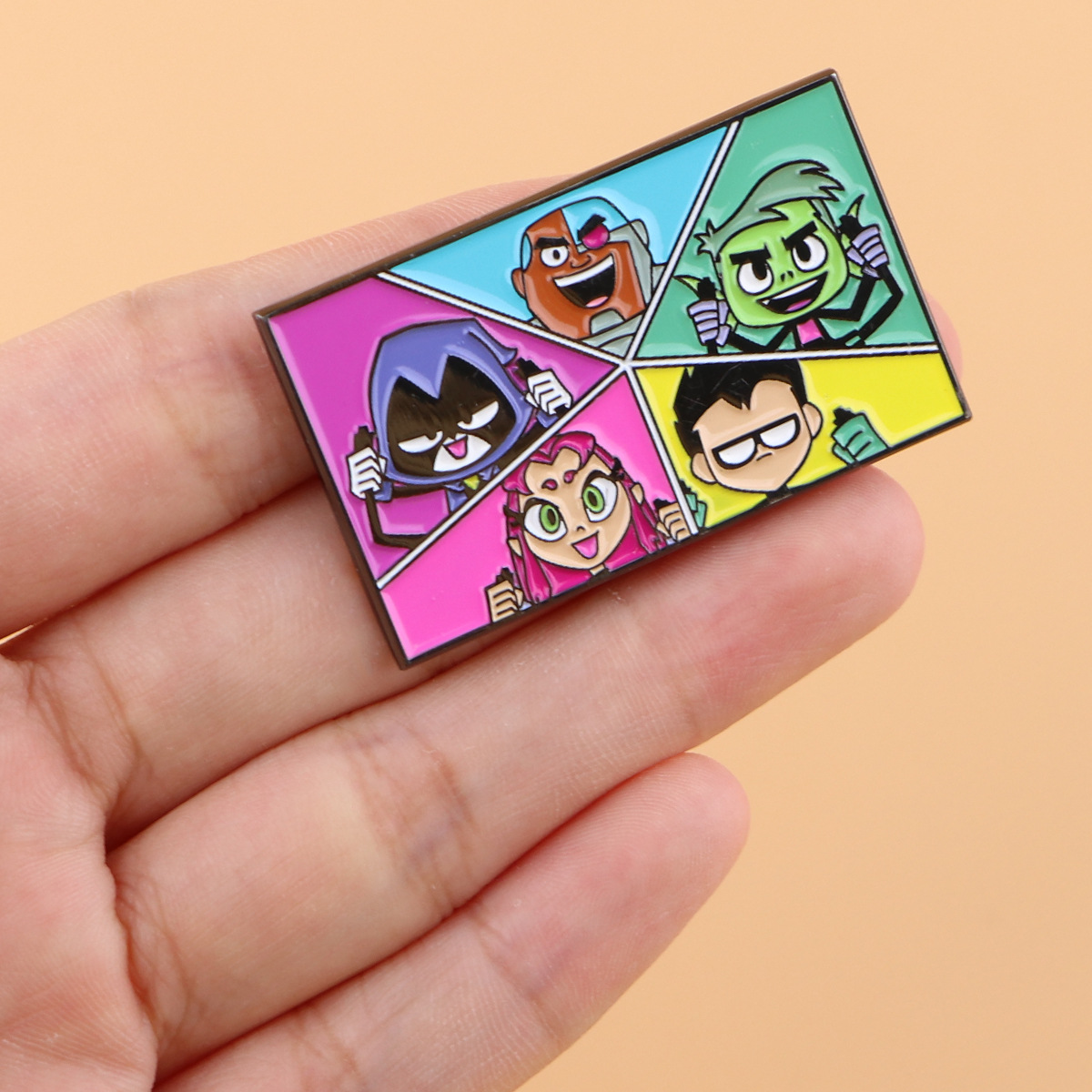 Men Accessories Brooch - Nuova Spilla in Smalto con Motivo