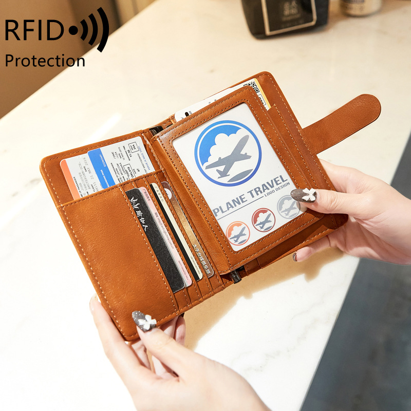 Portafoglio per passaporto da  - Men'S Accessories Holder recensione e prezzo